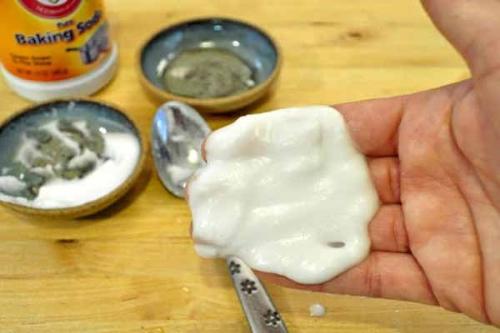 Baking soda được sử dụng như một sản phẩm chăm sóc cá nhân.