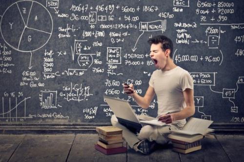Đi làm sớm khiến cơ thể bị tổn thương vì không ngủ đủ giấc