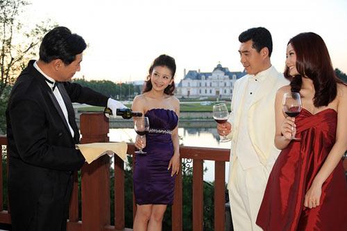 De tro thanh nguoi phu nu ly tuong trong mat quy ong thanh dat 