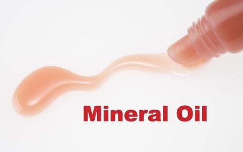 Da nhạy cảm cần tránh sử dụng các sản phẩm chứa mineral oil