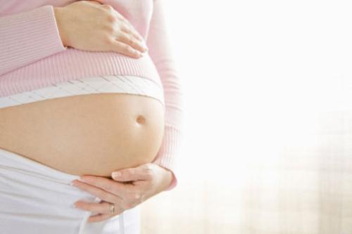 Phụ nữ mang thai tuyệt đối không nên ăn hoặc uống rau má