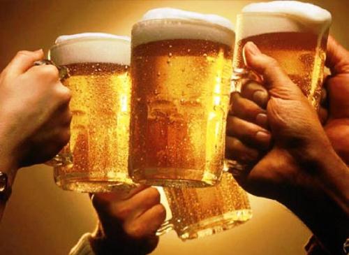 Bia rượu là một trong những nguyên nhân hàng đầu khiến Triglycerides tăng cao