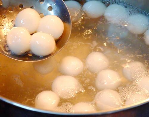 Cach lam banh troi, banh chay thom ngon dung vi 