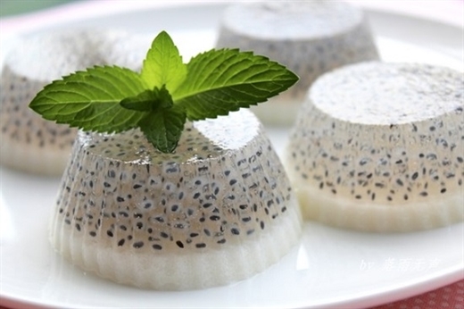 HAT E- be ma loi hai vo cung