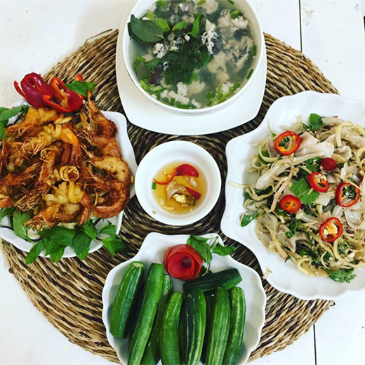 Khong con tuoi tre nhu thieu nu 20, phu nu u40 lam gi de 'giu lua' hanh phuc?