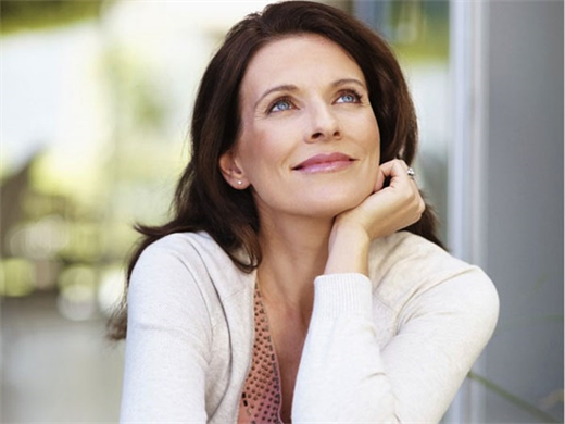 Nhung bi quyet trang diem khien phu nu tuoi trung nien vua sang trong lai khong bi gia di