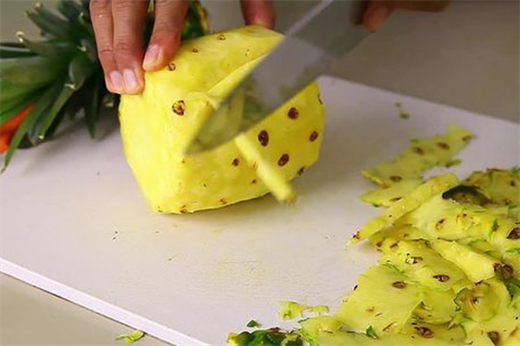 Nhung nguoi tuyet doi khong nen an dua de trang mang hai vao than