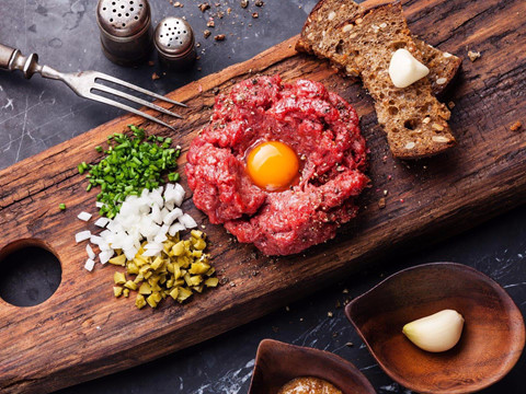 Tai sao khong nen an thit bo vao buoi toi?