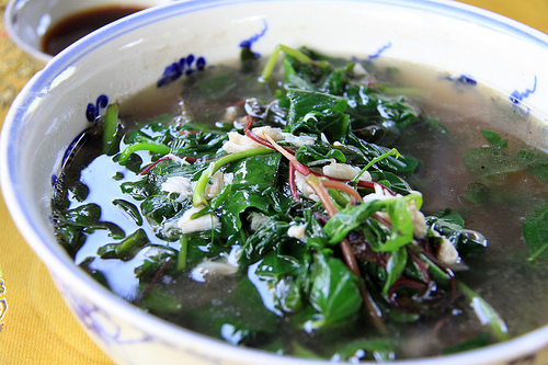 12 mon canh giup thanh nhiet co the, khi huyet doi dao cho phu nu trung nien