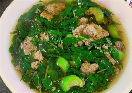 12 mon canh giup thanh nhiet co the, khi huyet doi dao cho phu nu trung nien
