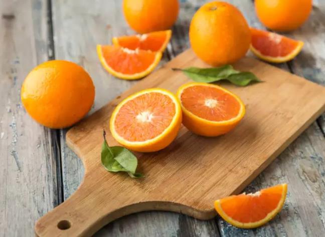 An cam xong cho vut vo di, pha mot coc tra vo cam de giup tang cuong mien dich va cai thien tieu hoa