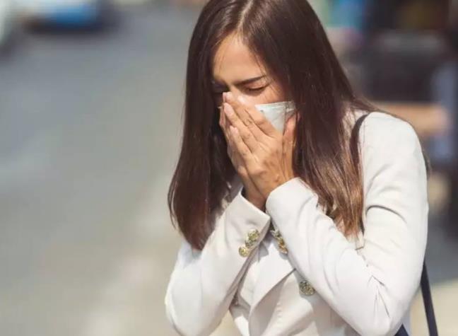 Su khac biet giua mien dich sau khi nhiem benh va mien dich do vaccine ngua COVID-19