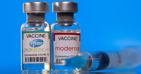 Vaccine COVID-19 mRNA nhu Pfizer, Moderna giup giam kha nang phat tan virus
