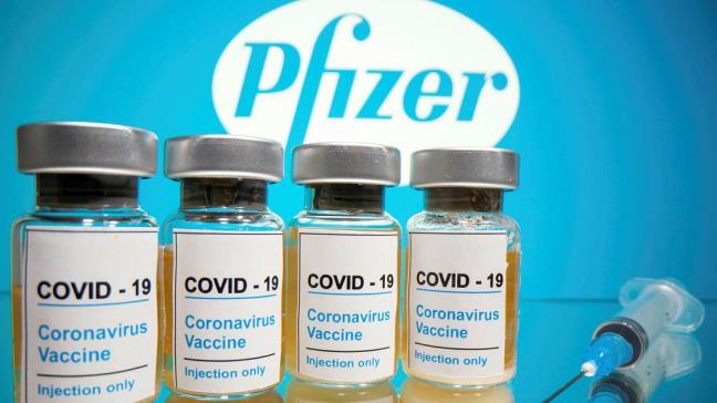 Pfizer: Tiem vaccine lieu ba lam tang luong khang the chong lai bien the Delta gap 5 lan 