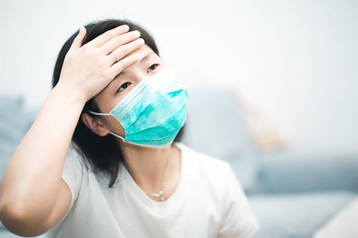 Nguoi nha can lam gi khi F0 dieu tri tai nha kho tho, mat nhan thuc, chua kip cap cuu?