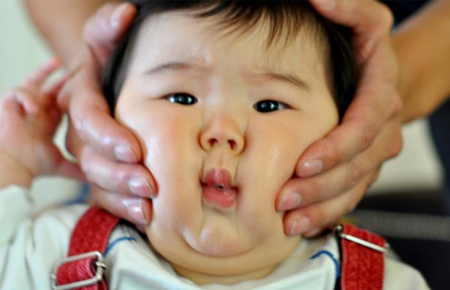 3 ngo nhan ve thua can, beo phi o tre em ma bo me Viet nao cung mac phai