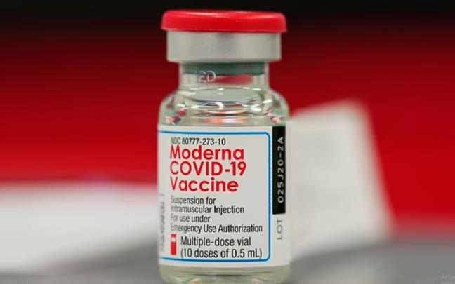 Vi sao FDA dang tri hoan quyet dinh cap phep vaccine COVID-19 cua Moderna cho thanh thieu nien tu 12 den 17 tuoi?