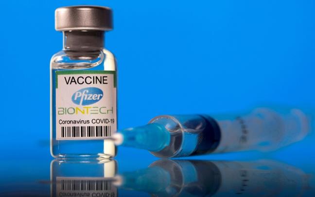 FDA chinh thuc cap phep vaccine Pfizer ngua COVID-19 cho tre em tu 5 den 11 tuoi