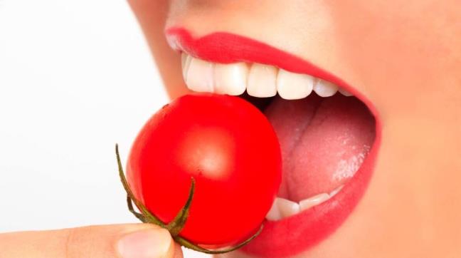 Phu nu dung qua thanh dam, an 5 loai thuc pham chong lao hoa nay nhan sac tuoi nhu hoa dao