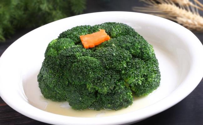 Phu nu dung qua thanh dam, an 5 loai thuc pham chong lao hoa nay nhan sac tuoi nhu hoa dao