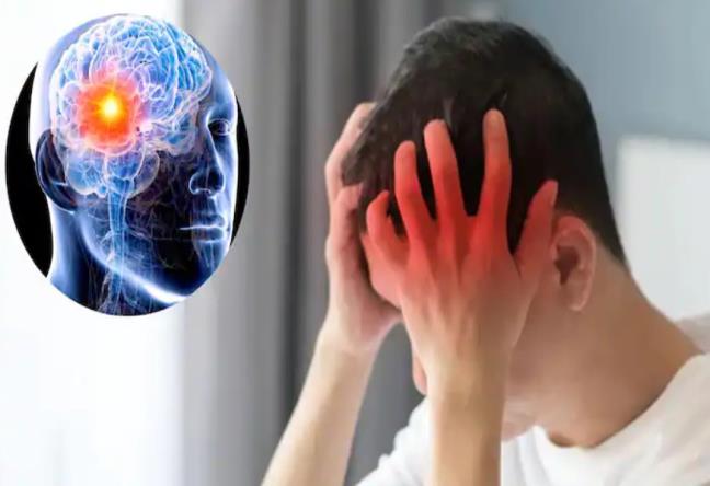 Nhuc dau dai dang va cac dau hieu thuong bi bo qua cua khoi u nao