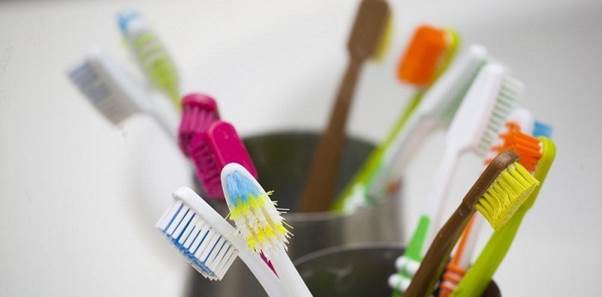 Ban chai danh rang bao lau nen thay moi? Day chinh la cau tra loi cua cac nha si