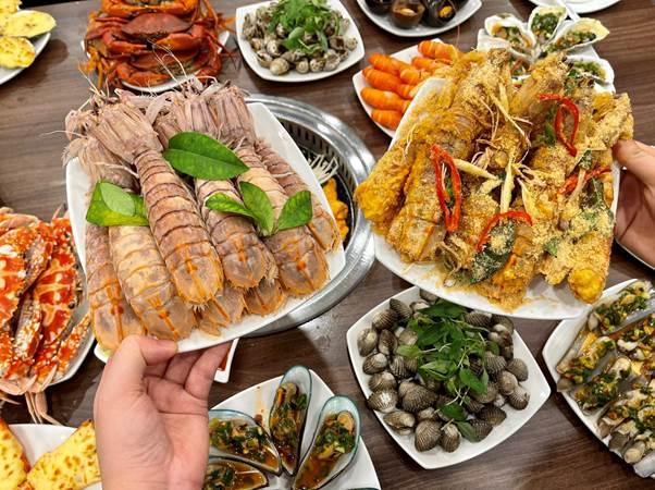 Tinh trang tang axit uric mau de xay ra hon o nhung nguoi co 4 dac diem nay
