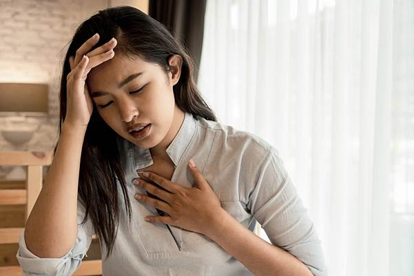 4 dac diem khi ho nay la dau hieu cua benh ung thu phoi, cho lo la neu khong muon hoi han