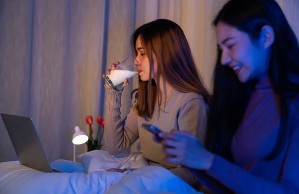 Nguoi lon tuoi kho vao giac, nen thuong xuyen an 5 loai thuc pham giup an than de ngu nay