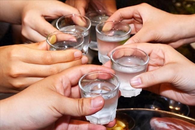 Hanh vi gay hai nhat cho gan khong phai la uong ruou ma la thuong xuyen lam nhung dieu nay