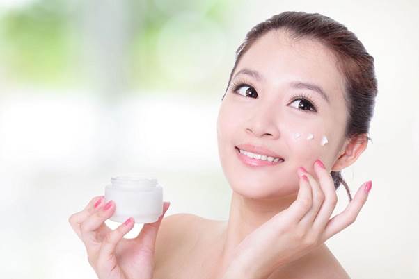 Dung retinol cham soc da, cac chi em can tranh 6 sai lam nay de khong gay hai nguoc cho da