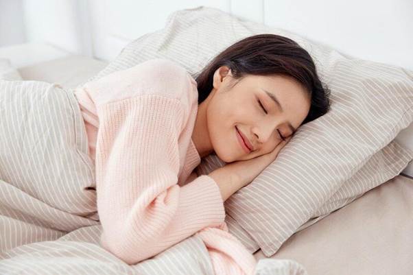 Meo suc khoe: Dat 1 lat gung tuoi len ron, ban se bat ngo vi nhan duoc 4 loi ich nay