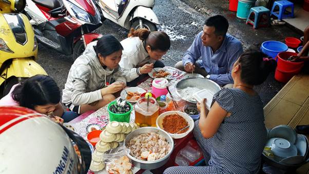 Nguy co ngo doc thuc pham tang nhanh trong mua nong, nen lam 5 dieu nay de bao ve duong tieu hoa
