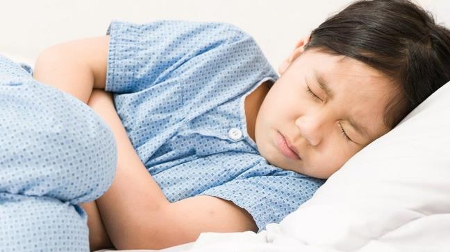 Cac benh thuong gap trong mua tuu truong, hoc ngay cach phong ngua de bao ve tre