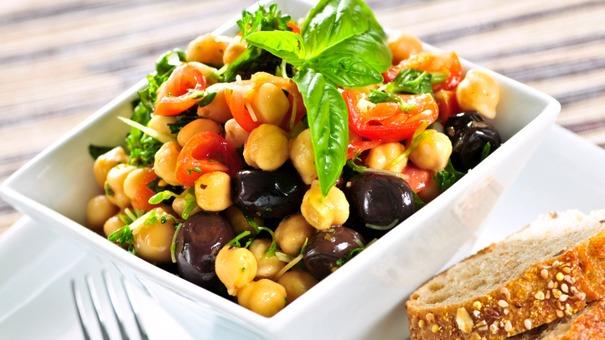 Nhung nguoi song lau thuong co 5 thoi quen nay khi an uong