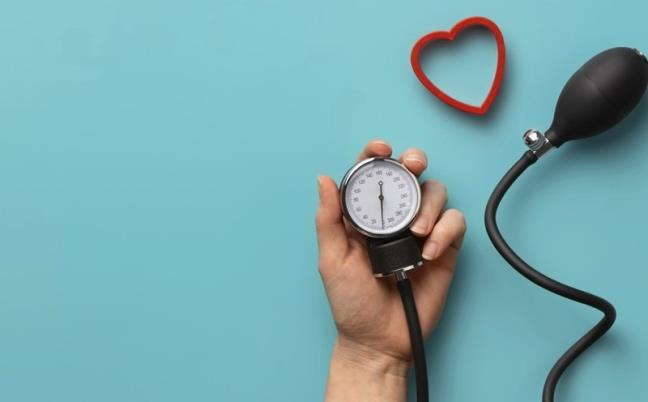 Squat 30 phut moi ngay co the giup ban tranh xa 4 can benh nay