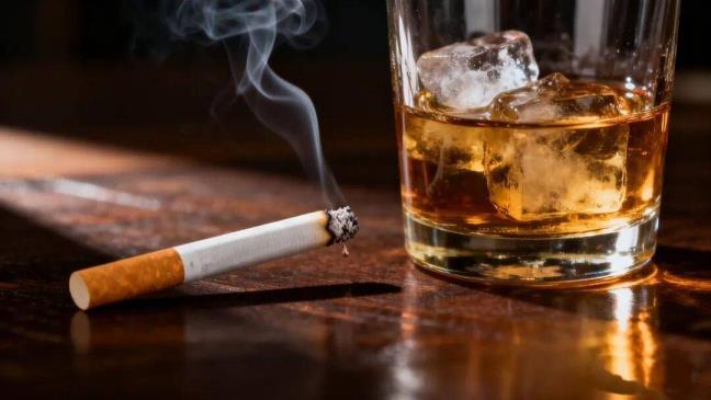 9 thoi quen ma da day ghet nhat, nhung nhieu nguoi lai thuc hien moi ngay