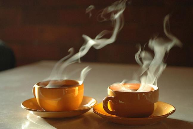 2 thoi quen an uong am tham lam tang nguy co ung thu thuc quan va huyet ap cao