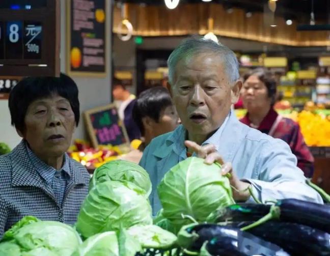 Tai sao nguoi chau Au va chau My&nbsp; tieu thu rat nhieu thit, lai co nguy co mac benh gut thap hon so voi nguoi chau A?