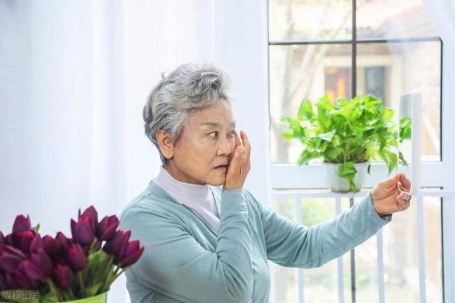 Phu nu tren 40 tuoi muon giu gin suc khoe va sac dep nen tranh 5 sai lam nay