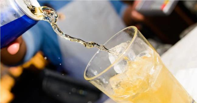 Dung ngay kieu uong ruou nay, neu khong muon ton thuong nao bo