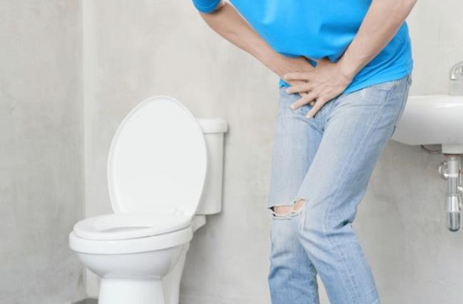 Thoi tiet am len, benh nhiem trung duong tiet nieu gia tang: Canh giac voi nhung dau hieu som nay