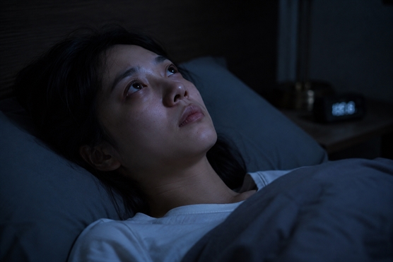 4 dau hieu roi loan giac ngu canh bao nao bo mat kha nang tu sinh Melatonin tu nhien