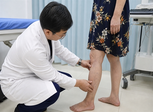 Chan cang ve chieu cang nang, toi de chuot rut: Khi nao khong con la moi chan thong thuong?
