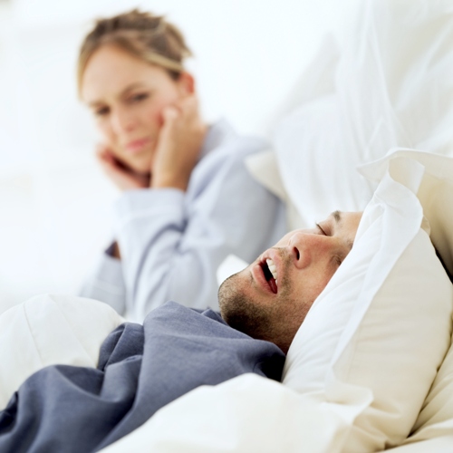 sleep-apnea-man-snoring